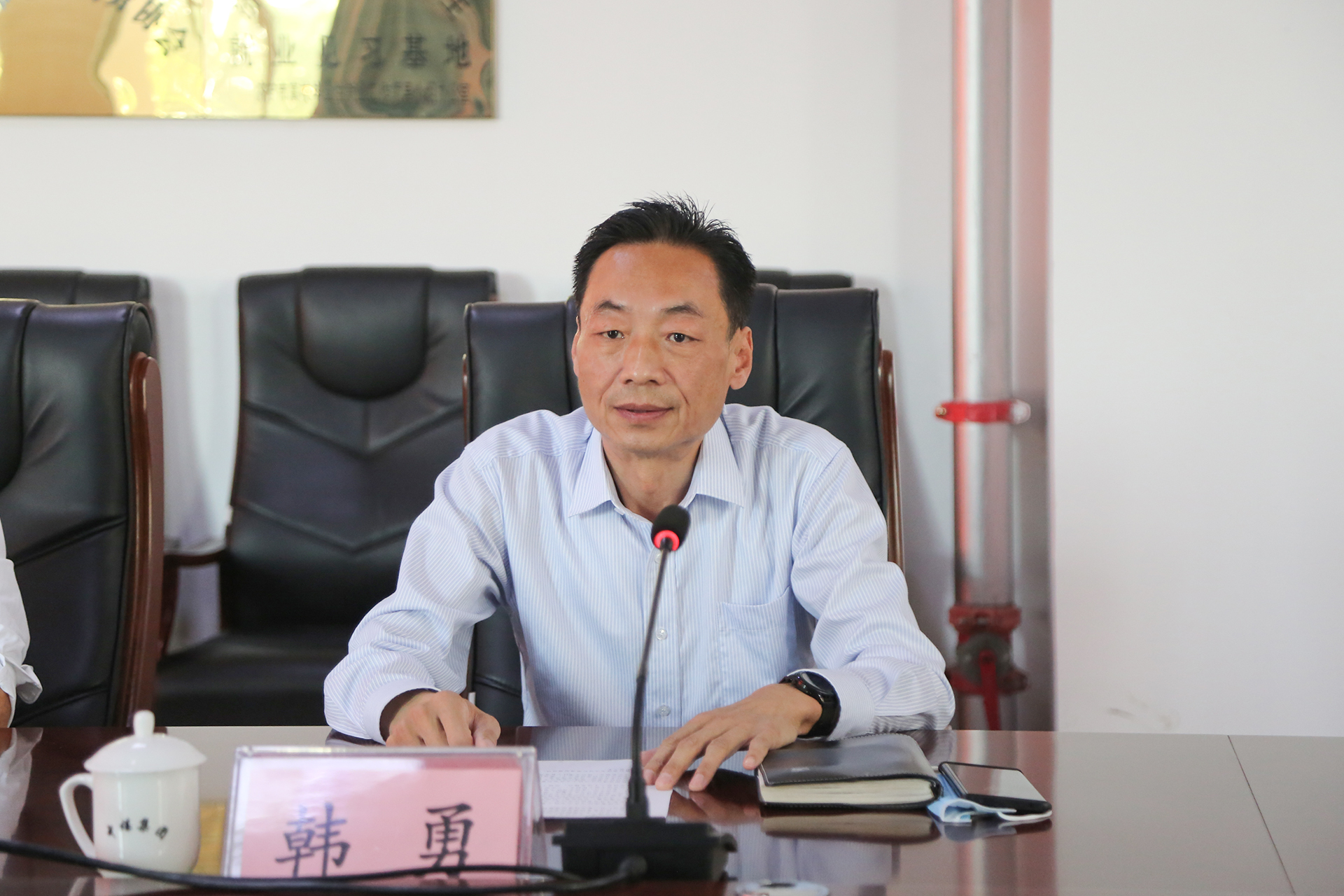 中煤集团与济宁市技工教育集团、济宁市技师学院举行校企合作签约暨揭牌仪式